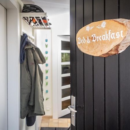 Mybednbreakfast In Bottmingen Bed & Breakfast Dış mekan fotoğraf