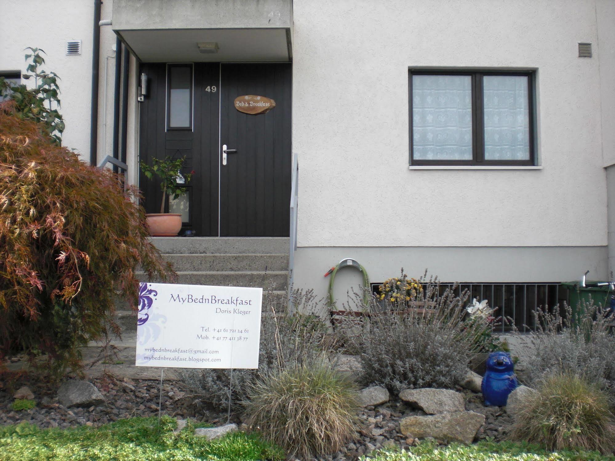 Mybednbreakfast In Bottmingen Bed & Breakfast Dış mekan fotoğraf