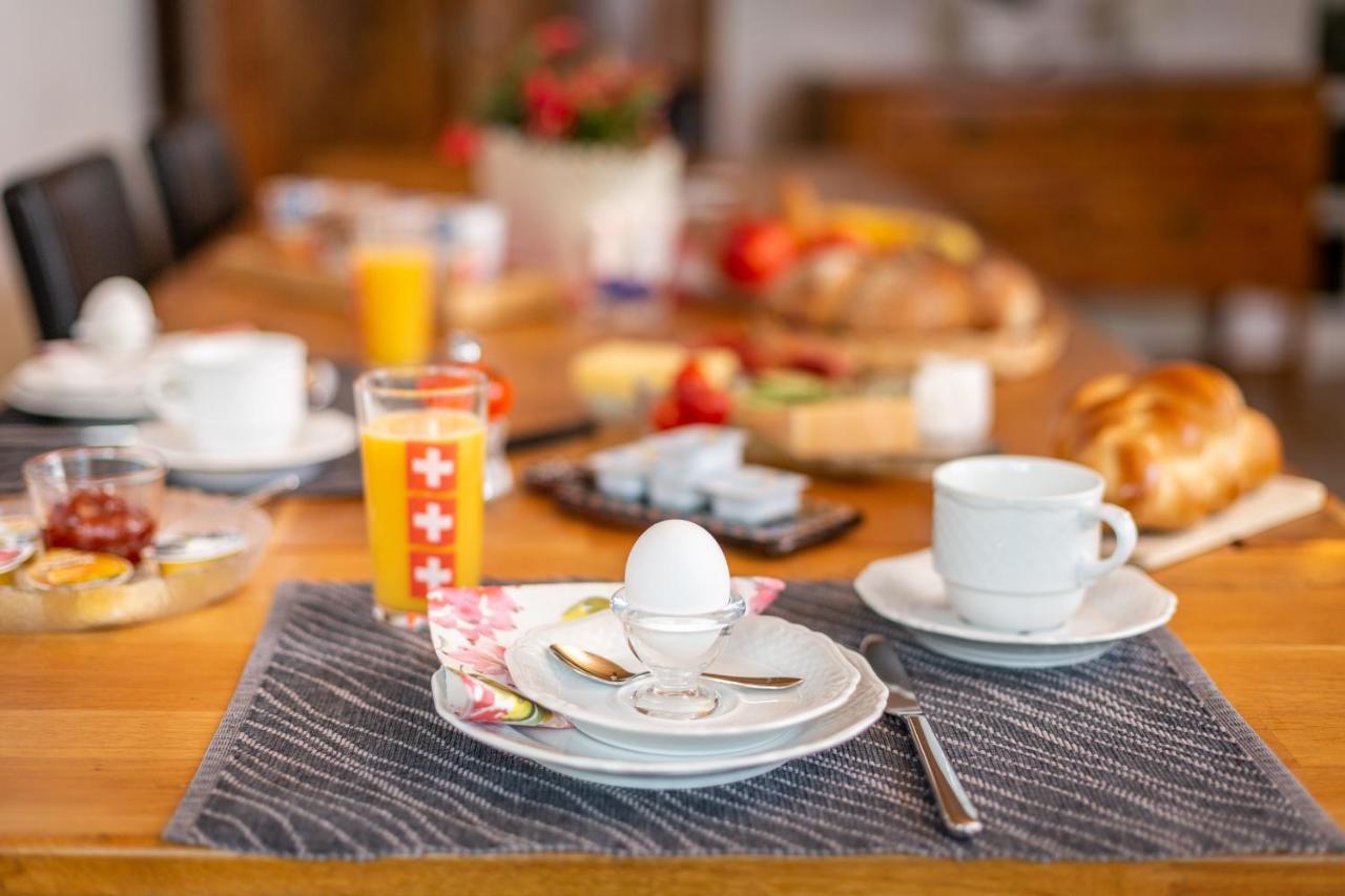 Mybednbreakfast In Bottmingen Bed & Breakfast Dış mekan fotoğraf