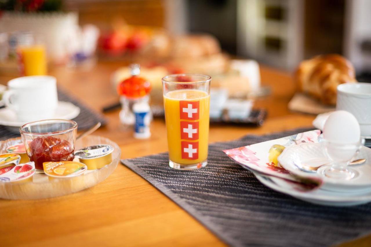 Mybednbreakfast In Bottmingen Bed & Breakfast Dış mekan fotoğraf